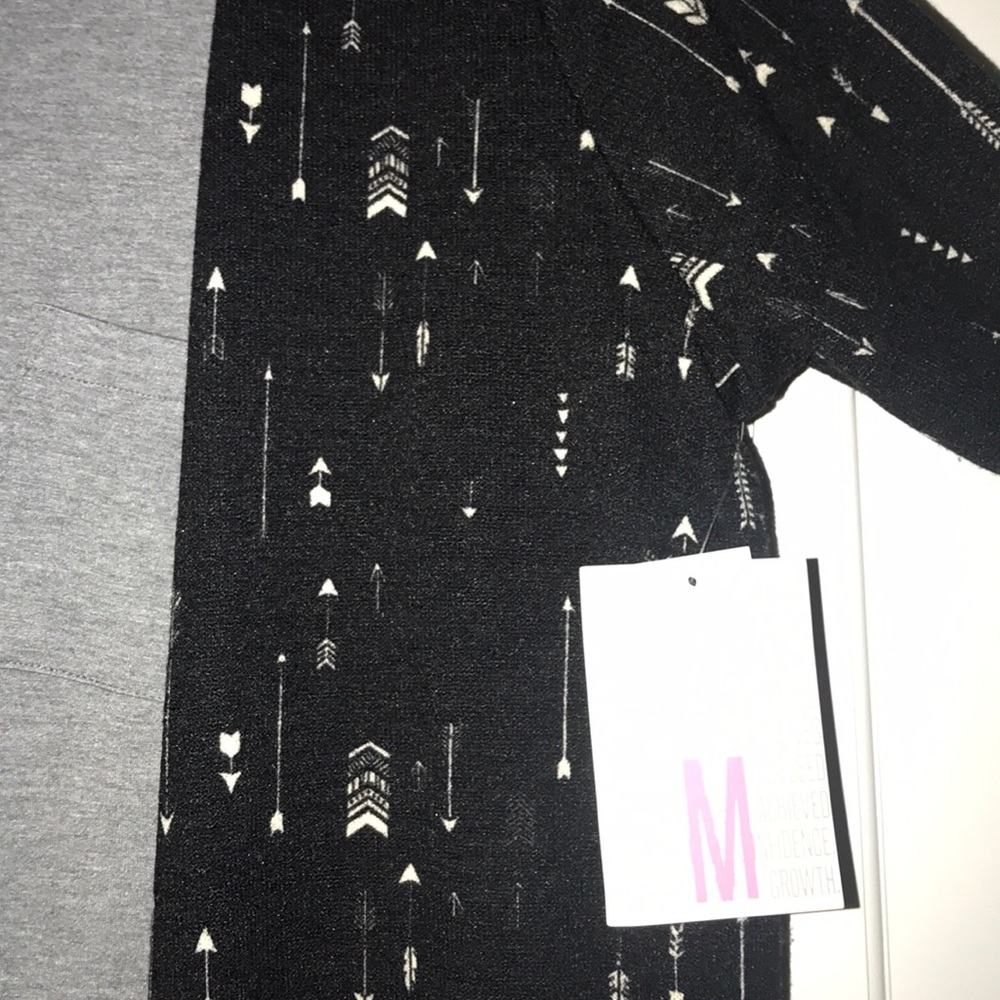 NWT Lularoe Sarah Cardigan